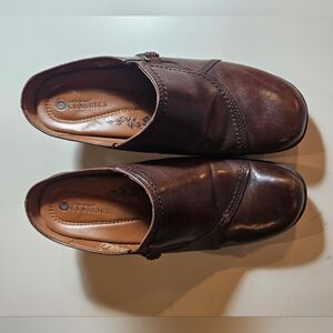 Earth Spirit Women's Brown Leather Mules